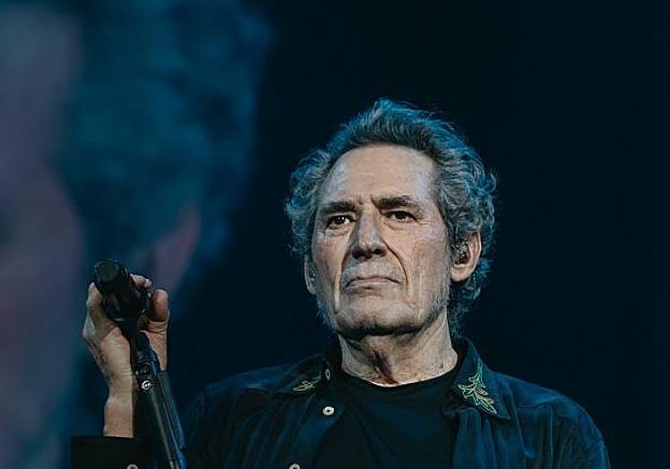 Imagen principal - Miguel Ríos en concierto