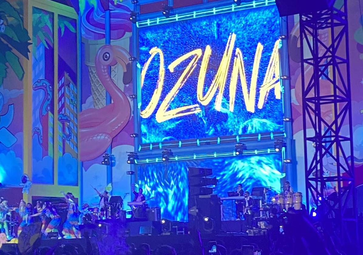 Fotos: Ozuna saca a cantar a su hija en el Zevra Festival de Cullera 2023