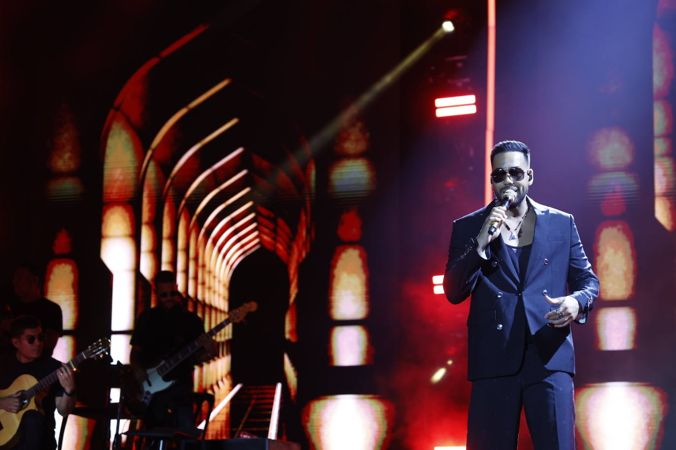 Romeo Santos trae su ritmo latino a Valencia