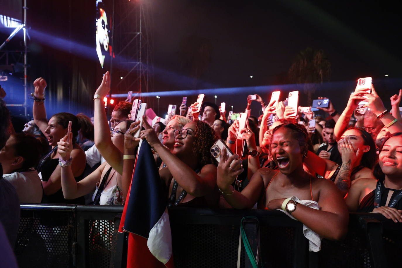 Romeo Santos trae su ritmo latino a Valencia