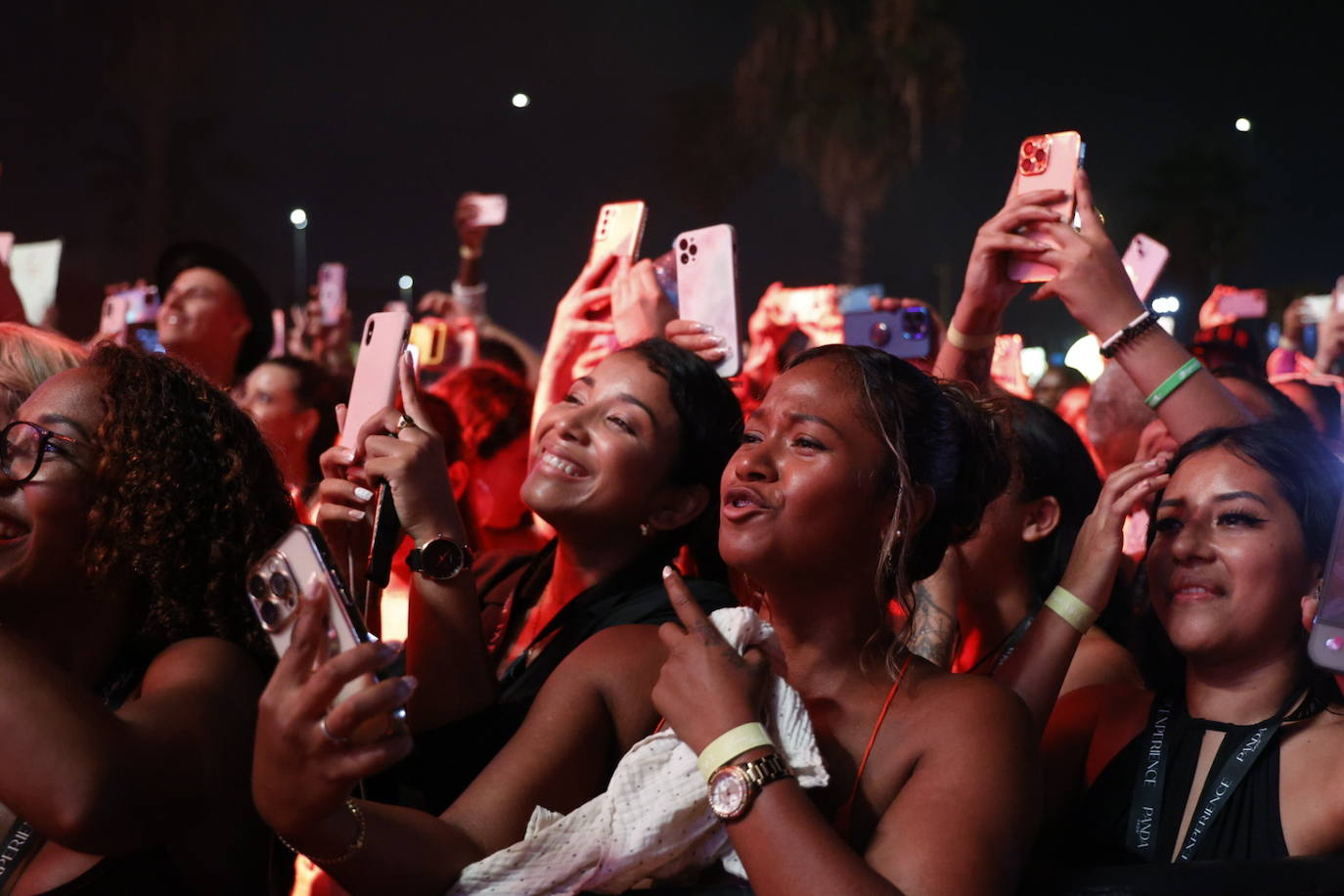 Romeo Santos trae su ritmo latino a Valencia