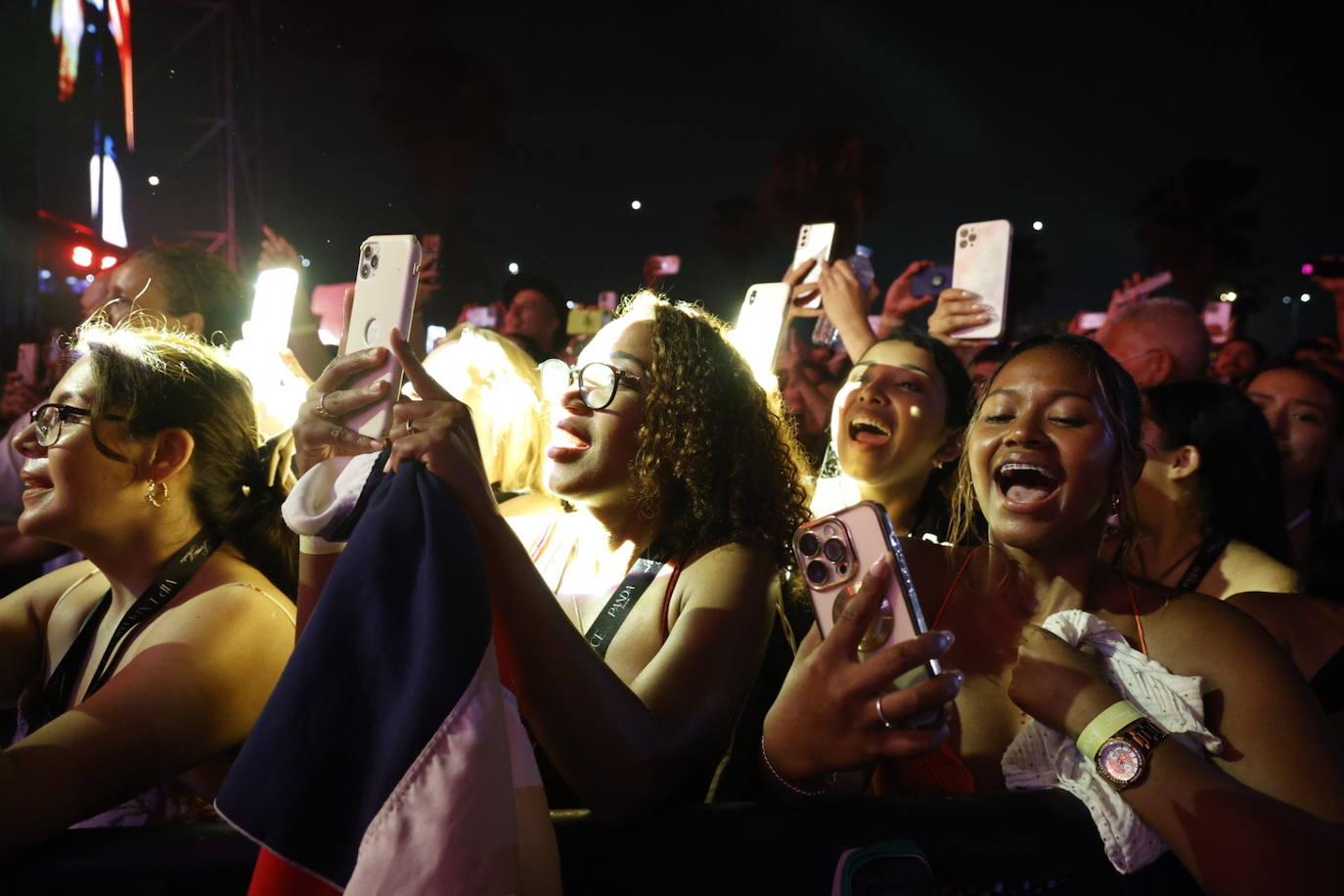 Romeo Santos trae su ritmo latino a Valencia