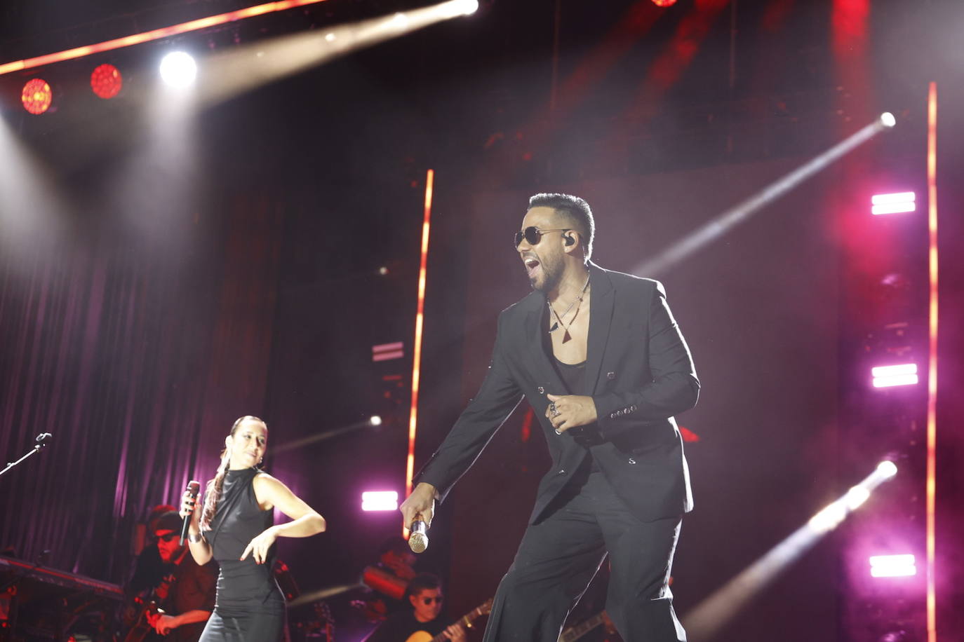 Romeo Santos trae su ritmo latino a Valencia