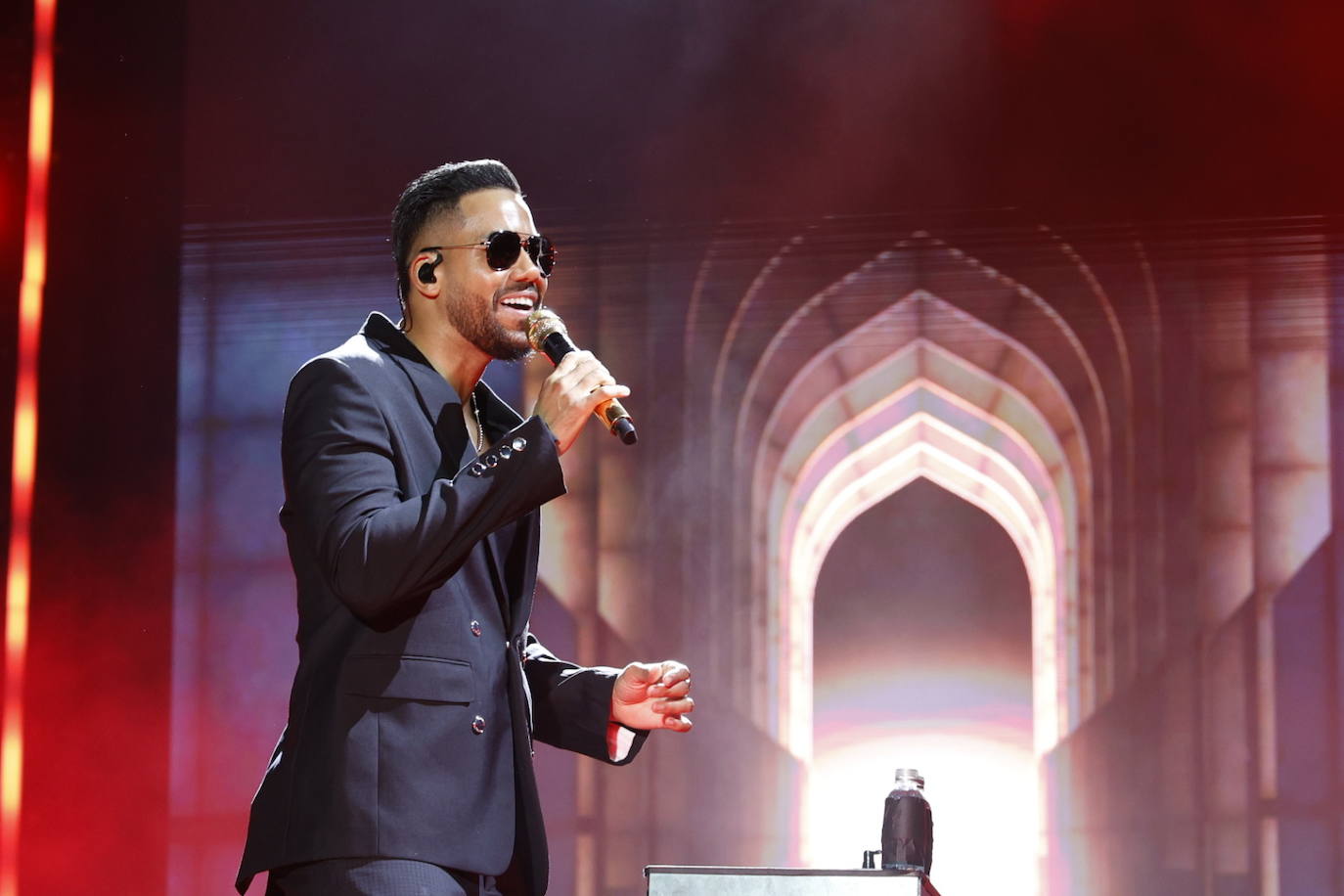 Romeo Santos trae su ritmo latino a Valencia