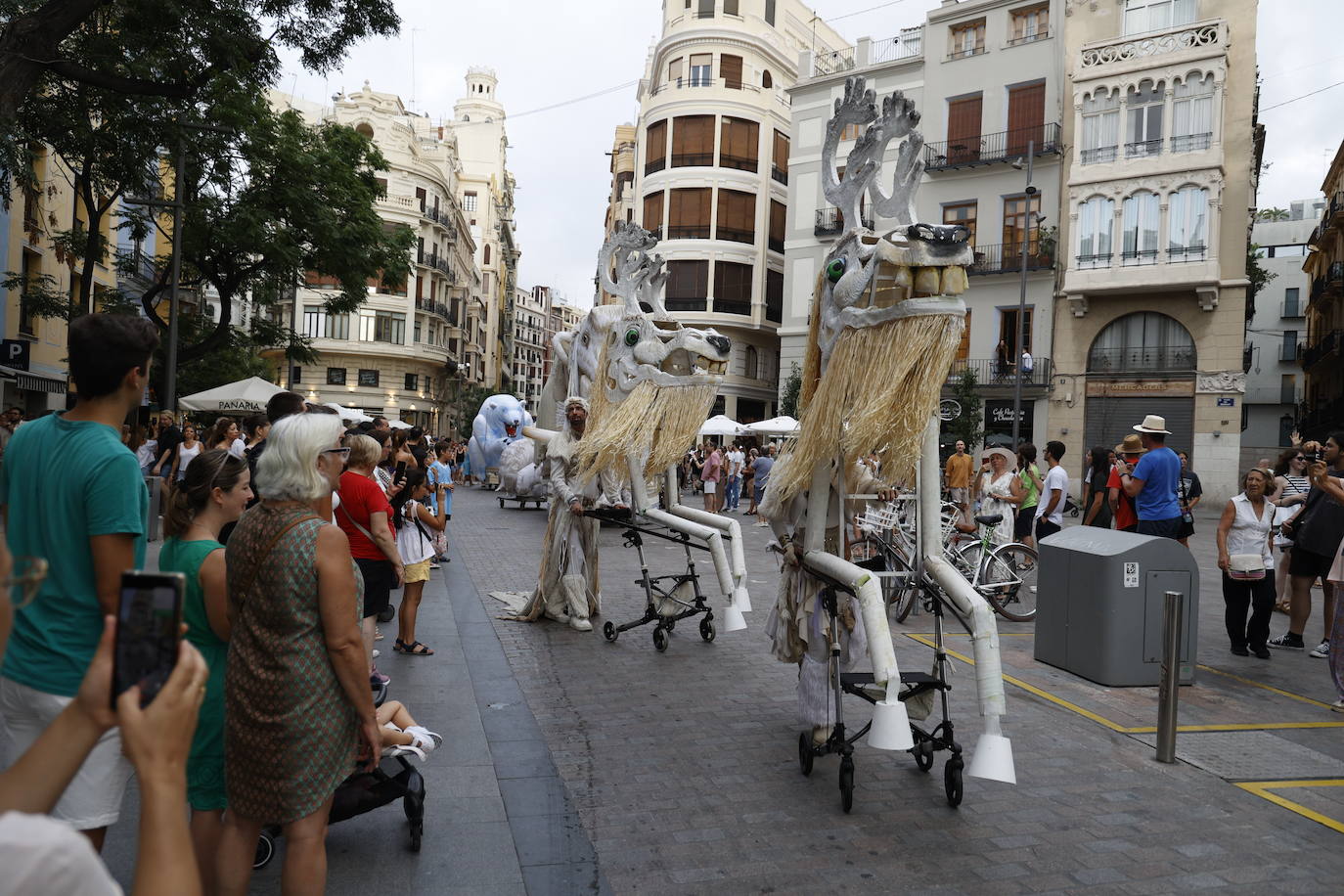 La Feria de Julio llena Valencia de fiesta con la Gran Nit de Juliol