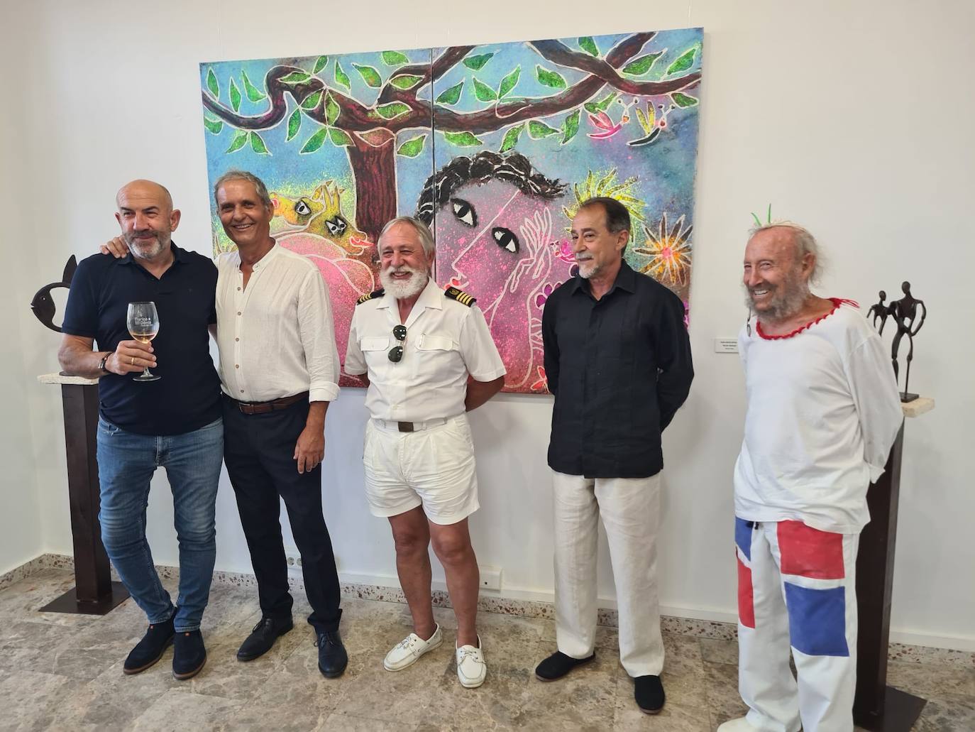 Exposición colectiva en la galería de Toni Marí con Ripollés.