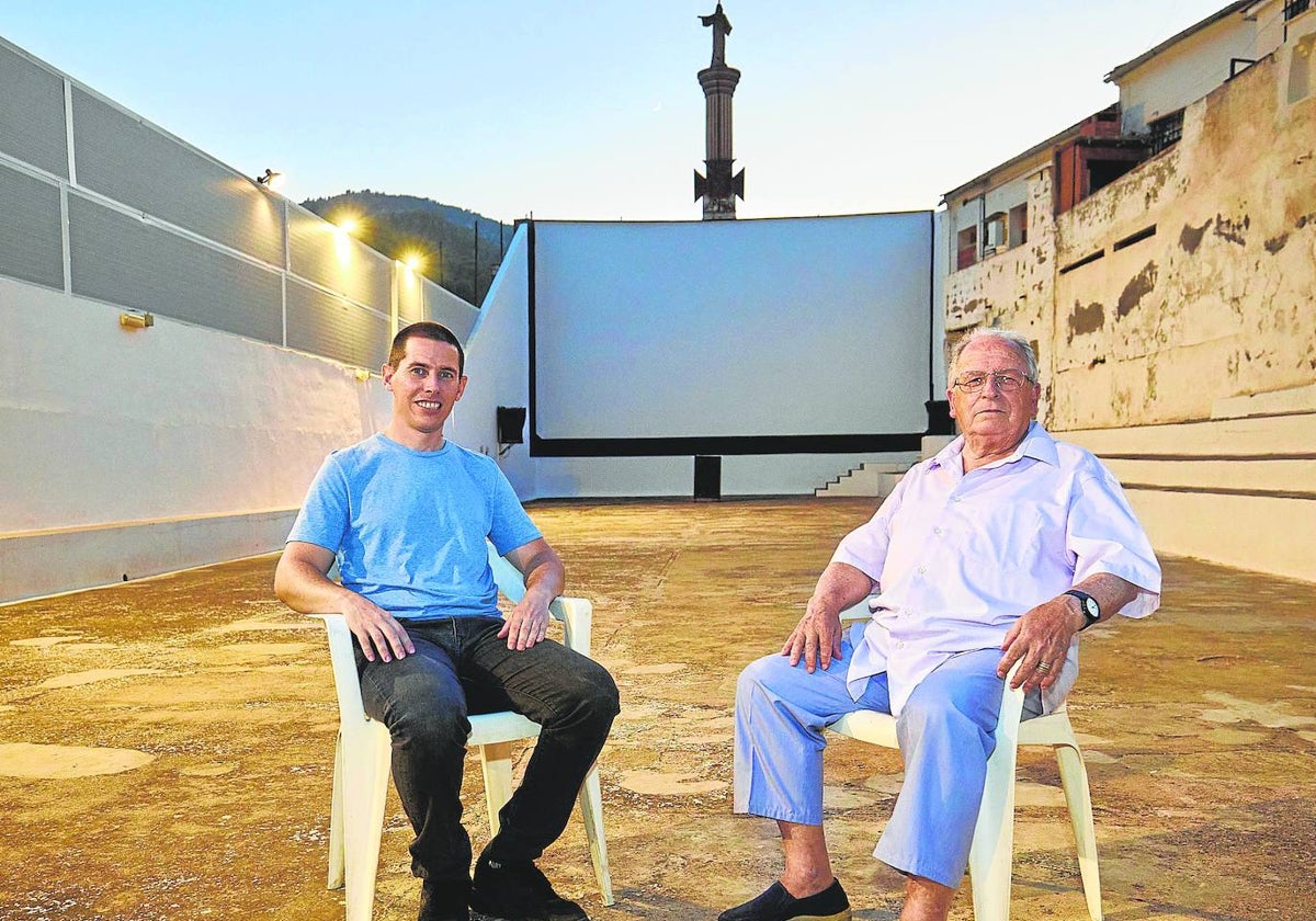 Leví Navarro tomó las riendas del cine que llevó su padre Ramón Navarro.