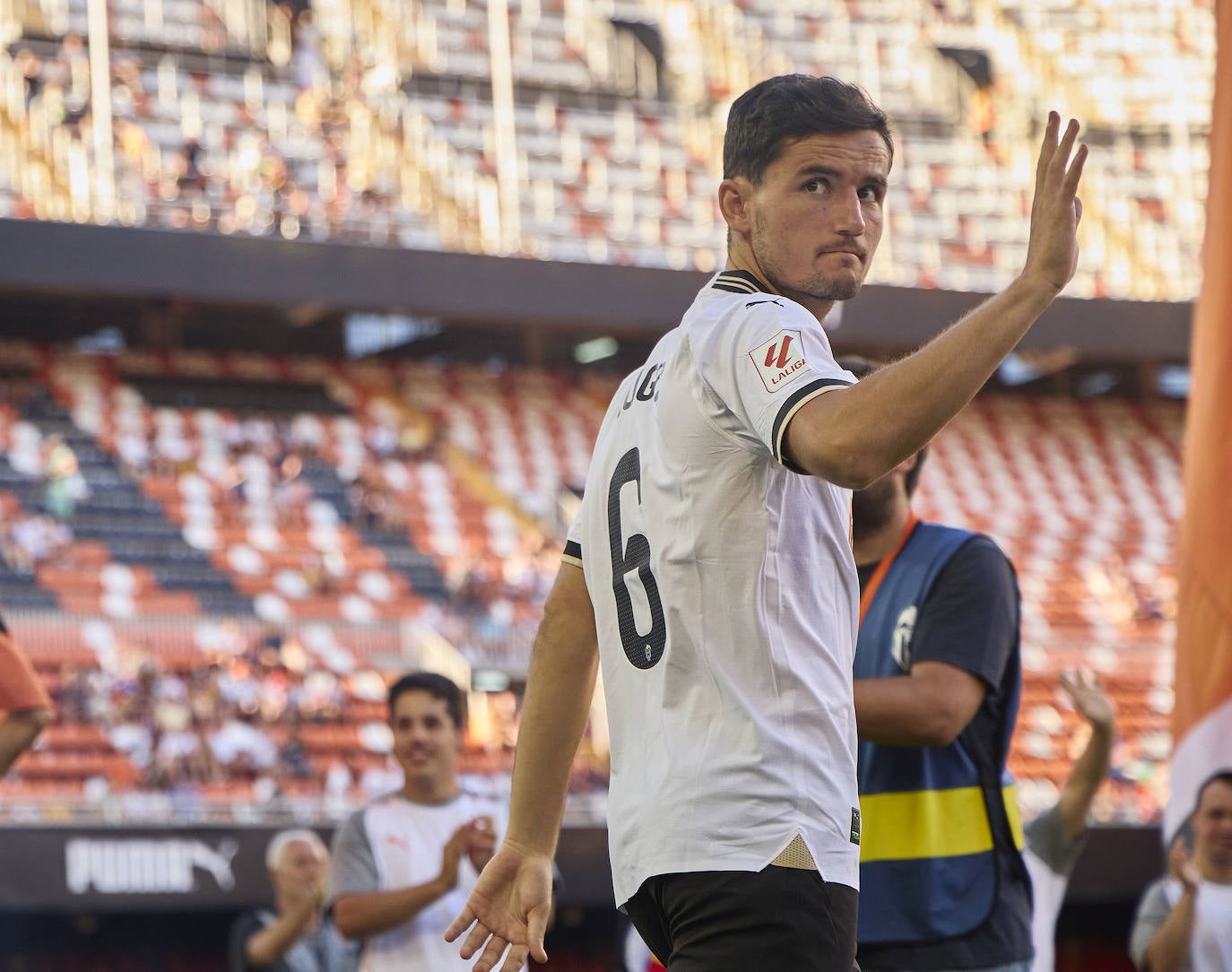 Así ha sido la presentación del Valencia 2023-24 en Mestalla