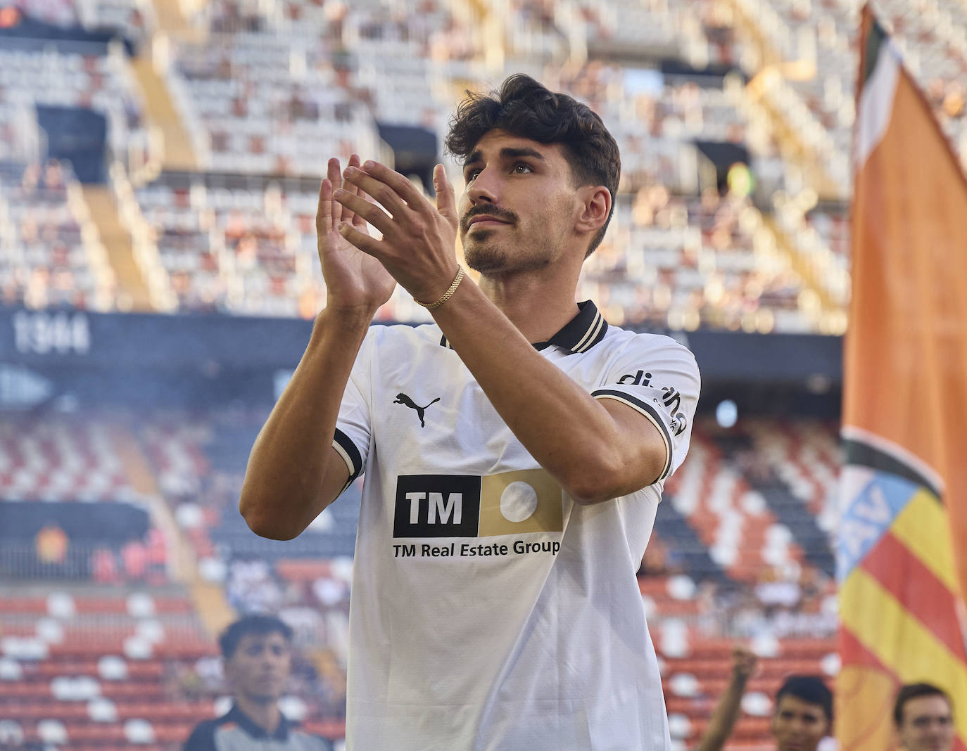 Así ha sido la presentación del Valencia 2023-24 en Mestalla