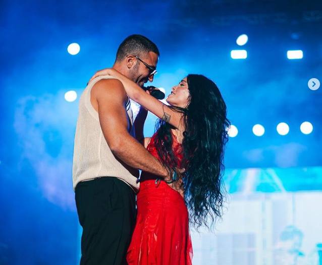 Miguel Ángel Silvestre y Lali Espósito durante su actuación en el Arenal Sound.