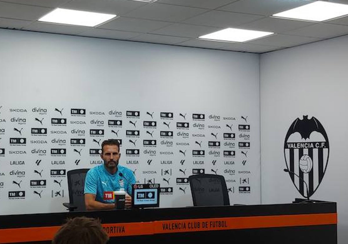 Rubén Baraja ayer en rueda de prensa