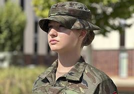 La cadete Borbón Ortiz en su primer día en la Academia