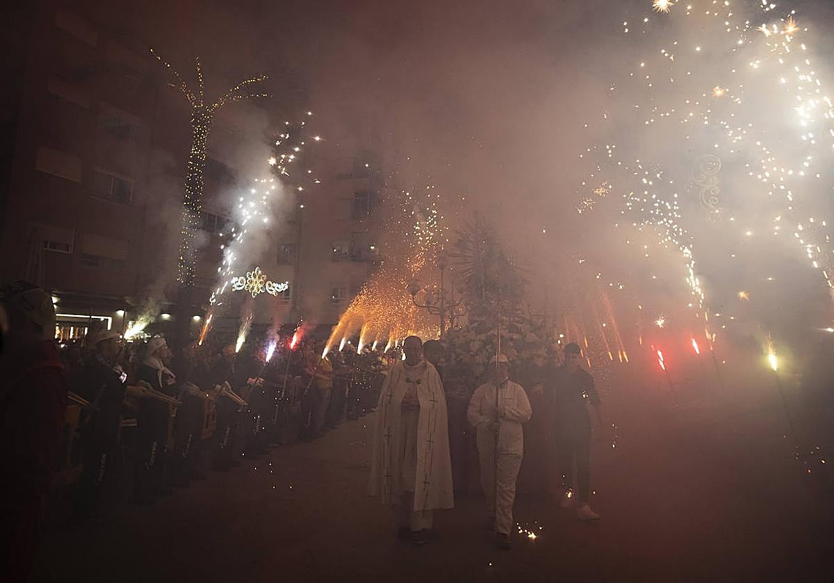 Procesión del fuego en Benifaió.