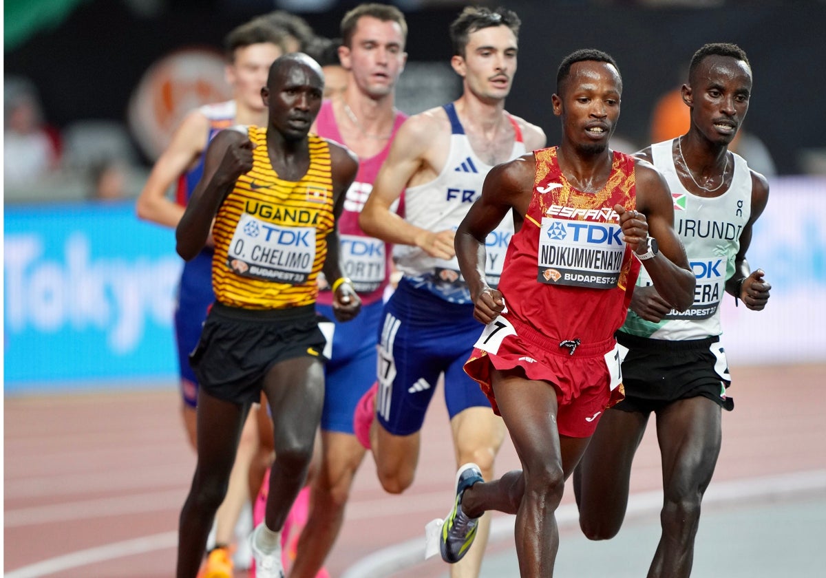 Ndikumwenayo, durante su carrera.