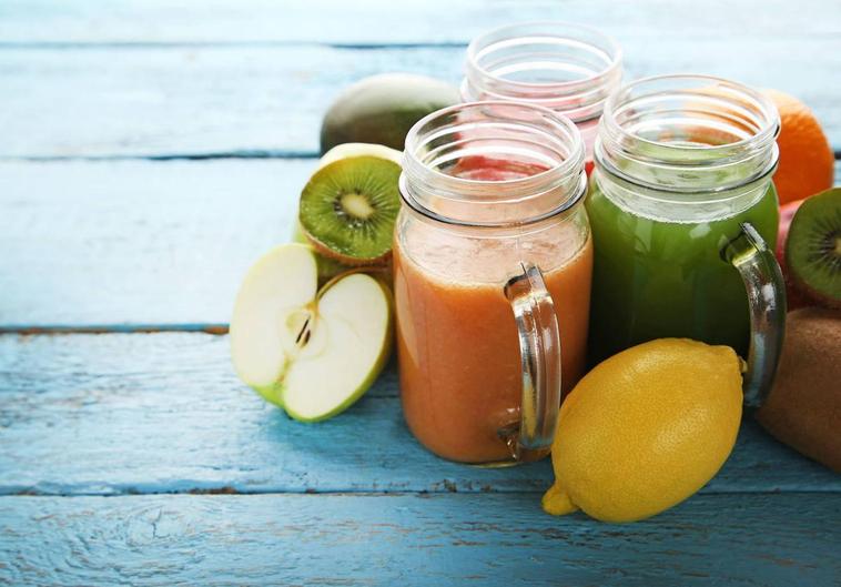 Las infusiones naturales te ayudarán a mantener la saciedad durante el día.