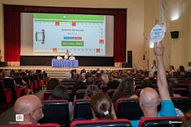 Momento de la subasta en Carlet.