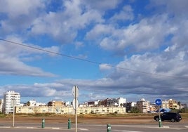 Malecón de Sierra Menera en el Puerto de Sagunto.