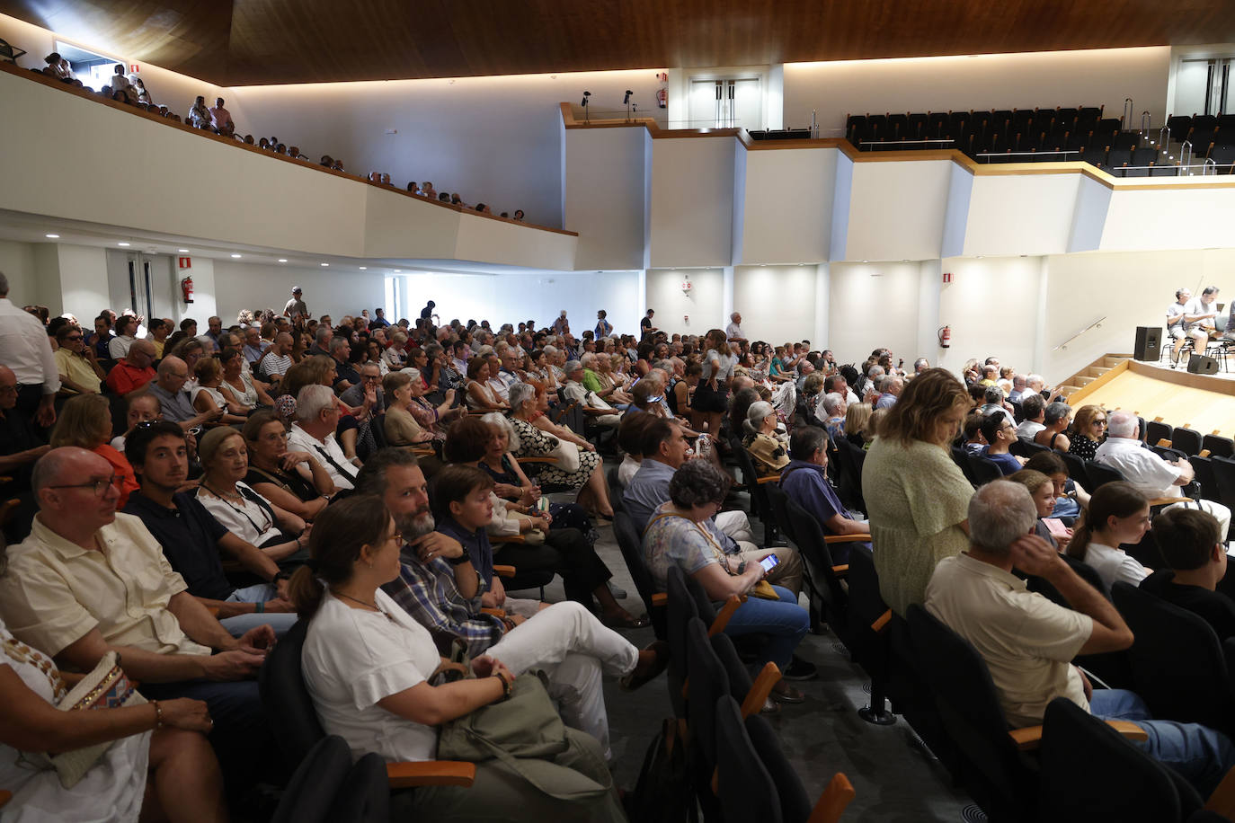 El Palau de la Música vuelve a llenarse cuatro años después