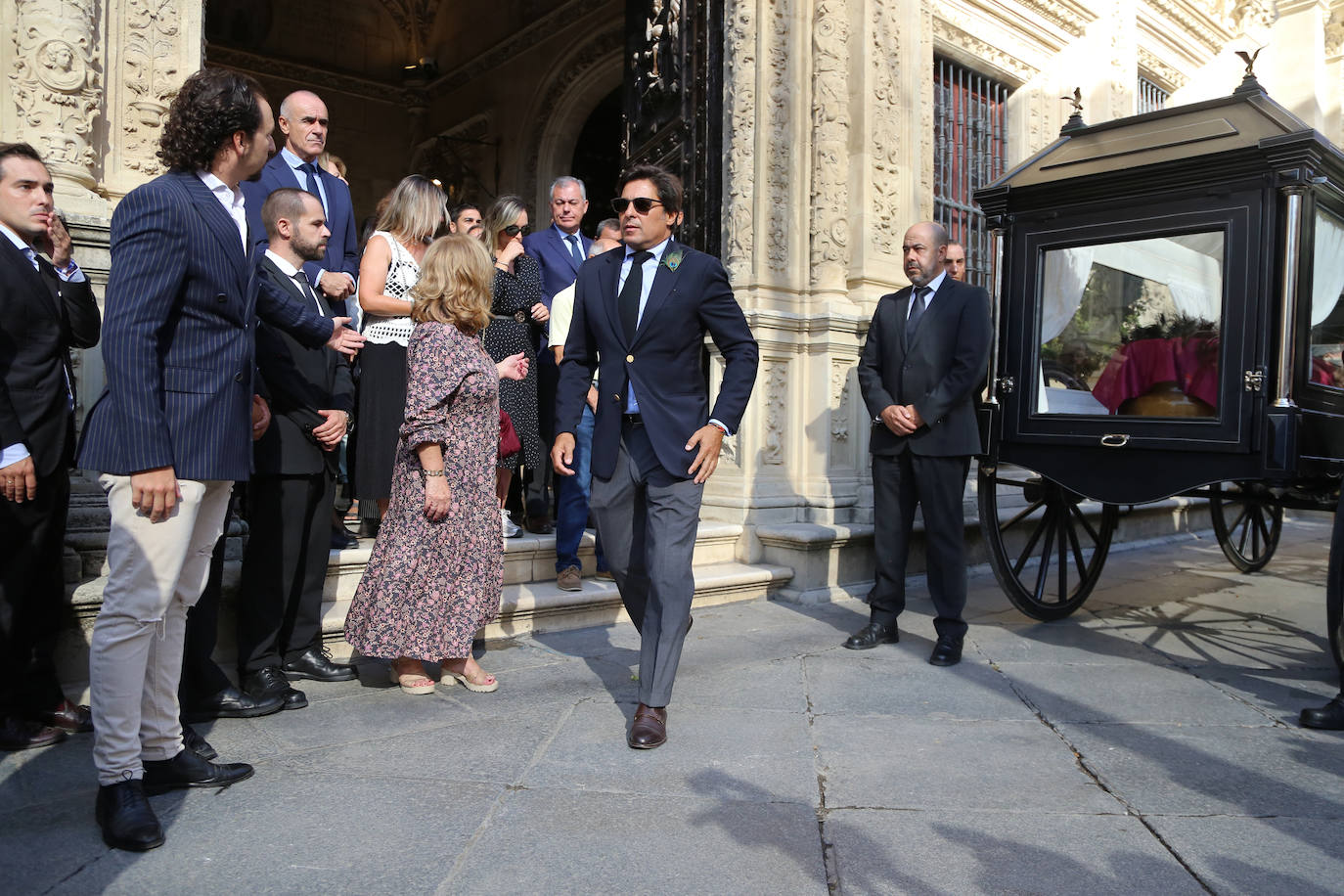 Así se despide Sevilla de María Jiménez: entre famosos y homenajes