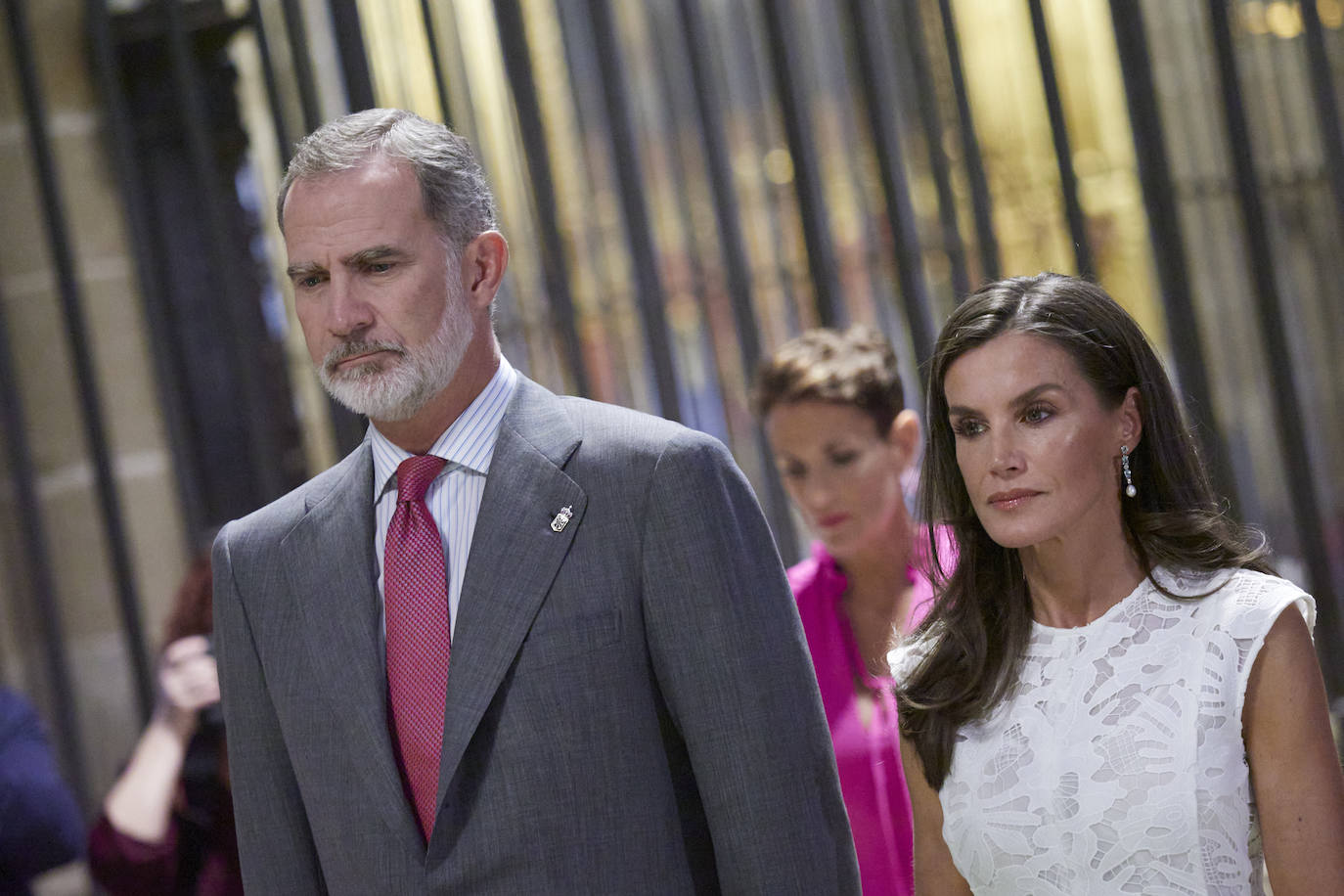 El entrañable gesto de Letizia con Felipe VI en Pamplona