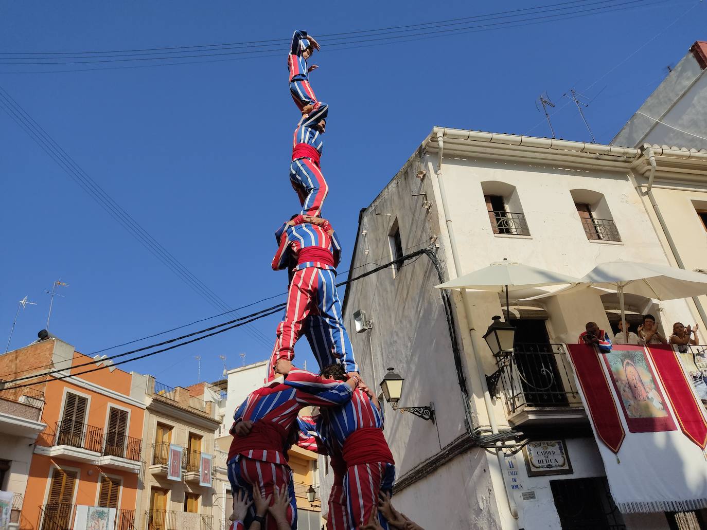 Imagen secundaria 2 - La tradición y la devoción invaden Algemesí