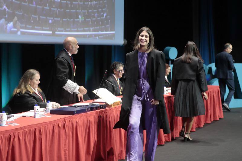 Los nuevos abogados valencianos realizan su acto de jura en el Palacio de Congresos de Valencia