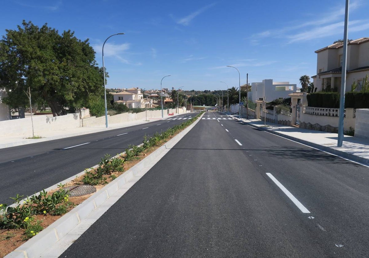 Uno de los tramos del vial J de Calp que ya está ejecutado.