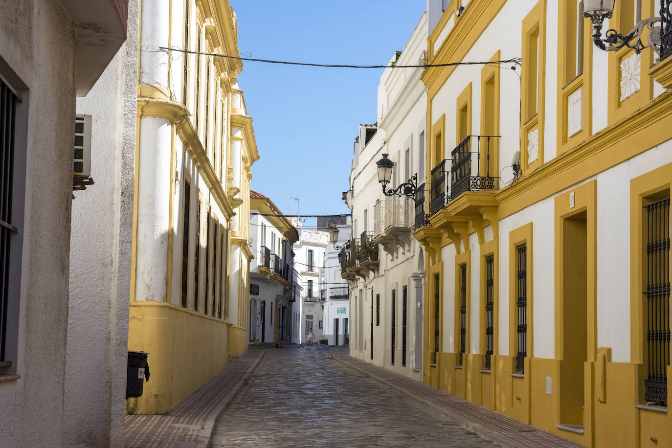 Tarifa (Cádiz - Andalucía - España). Es la punta más meridional de España, abierta al Mediterráneo y al Atlántico, la más próxima a Marruecos (14 km.) y seguramente la más ventosa.