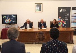 Josep Ramoneda, Vicent Grimalt y Cristina Sellés, durante la presentación.