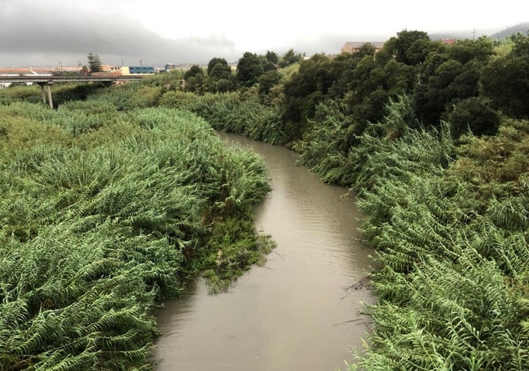 Las lluvias duplican el cauce del Serpis y obligan a suspender los actos de las fiestas de Tavernes