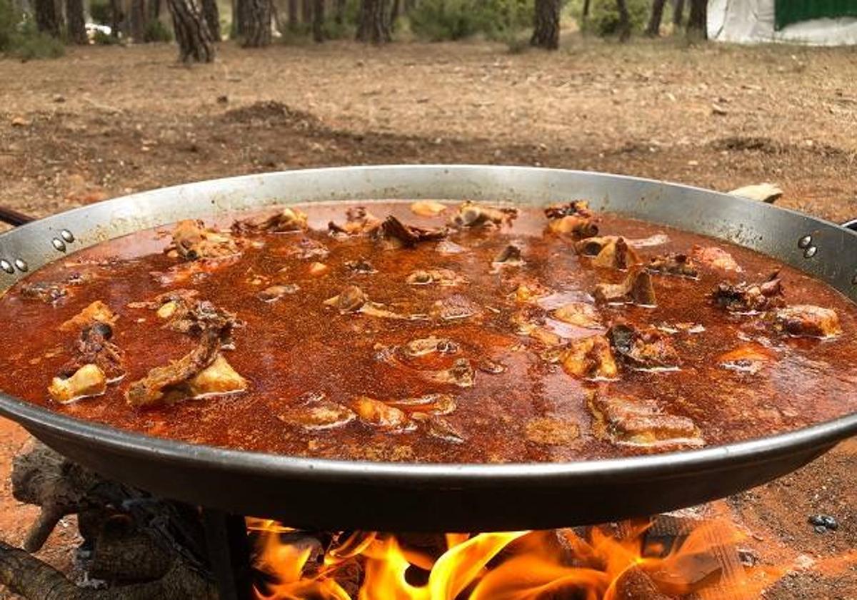 Imagen principal - Elaboración de una paella con Arroz Tartana