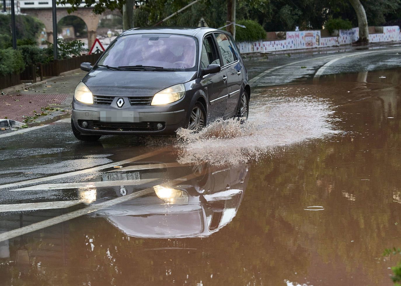 La tormenta descarga con fuerza en la Comunitat Valenciana