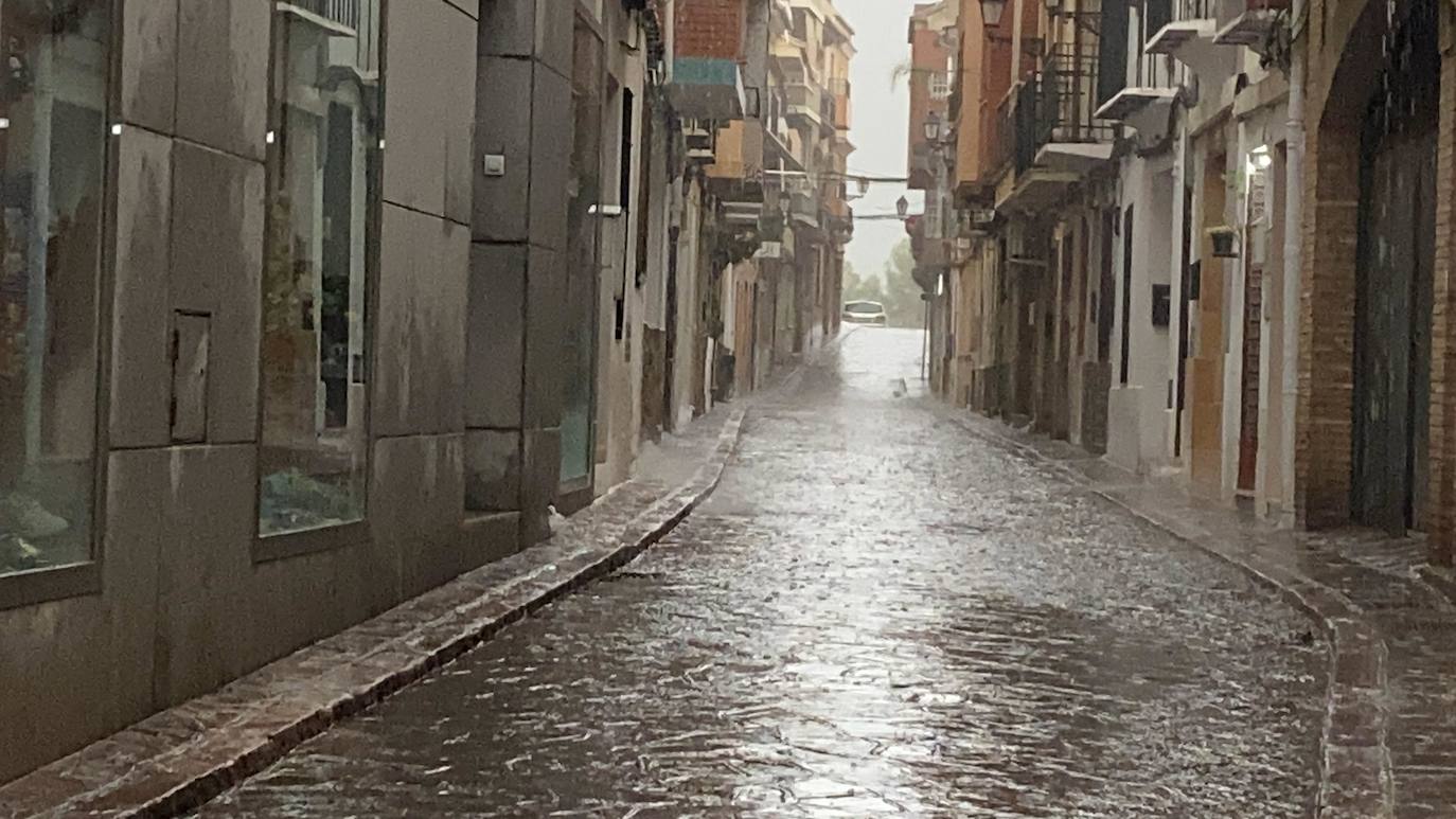 La tormenta descarga con fuerza en la Comunitat Valenciana