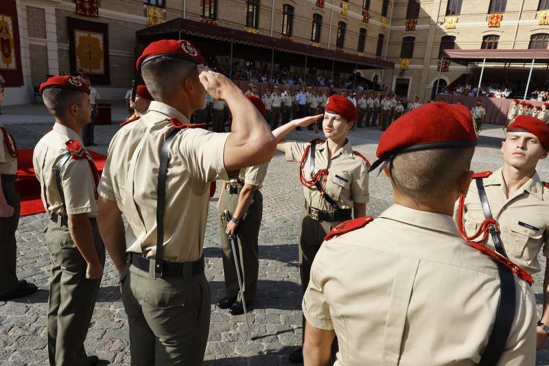 La Princesa Leonor vive un día clave en la Academia Militar con la entrega de sables