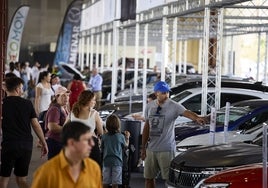 El Tinglado 2 de La Marina de Valencia se llenó de visitantes.