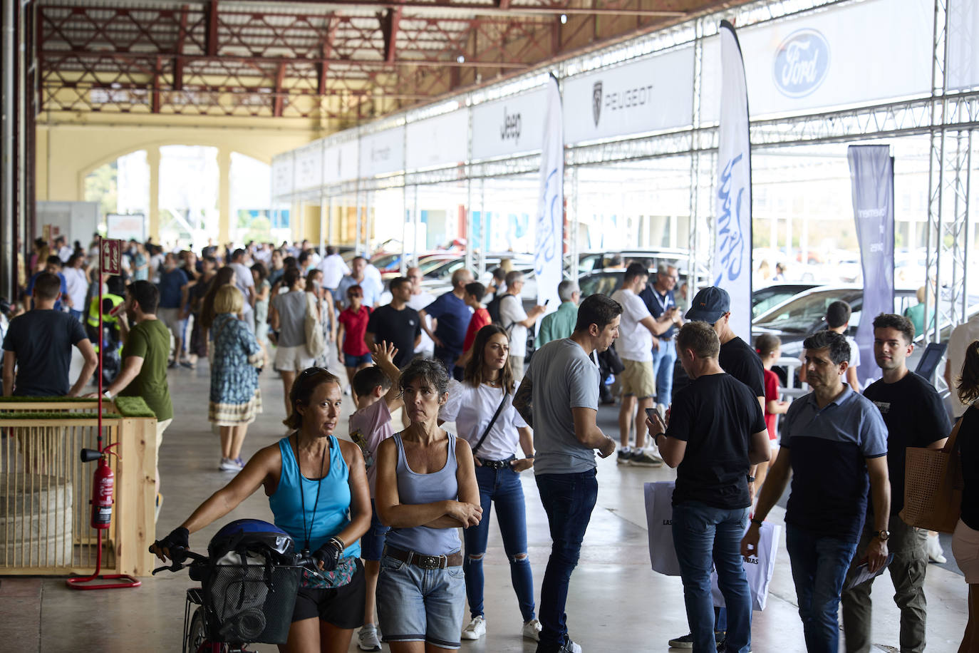 Las mejores imágenes de ECOMOV, la fiesta de la eco-movilidad de Valencia