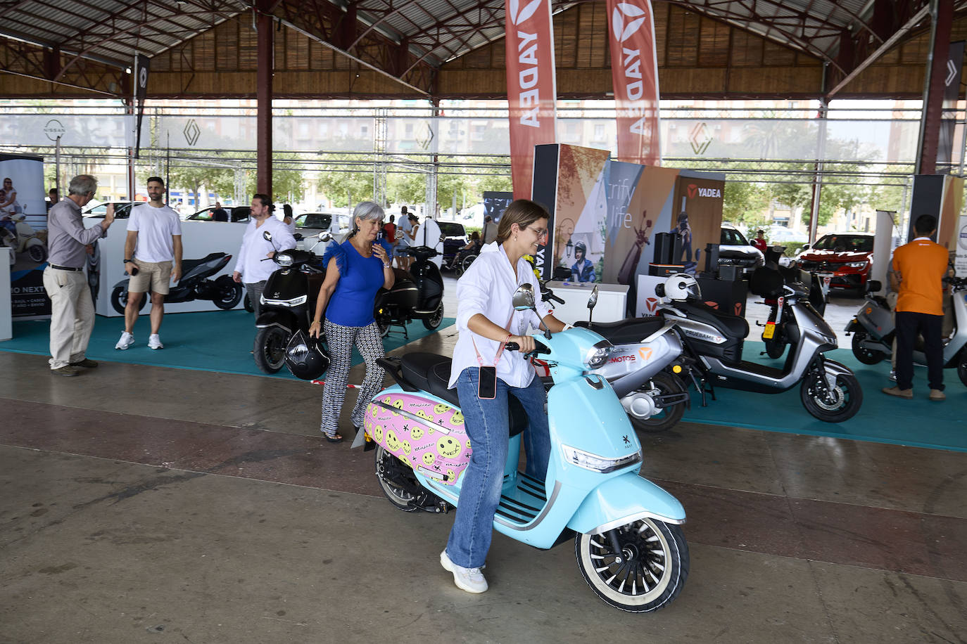 Las mejores imágenes de ECOMOV, la fiesta de la eco-movilidad de Valencia