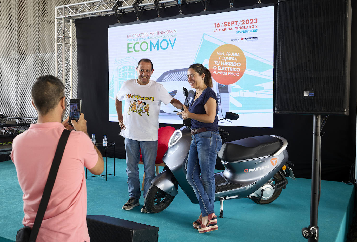 Las mejores imágenes de ECOMOV, la fiesta de la eco-movilidad de Valencia