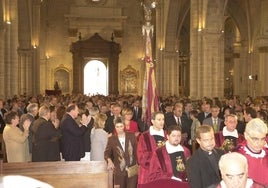 Real Senyera, en la Catedral, para participar en el Te Deum, en imagen de archivo.