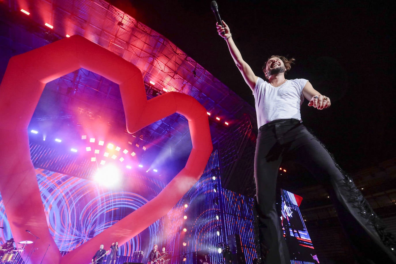 Manuel Carrasco enamora a Valencia