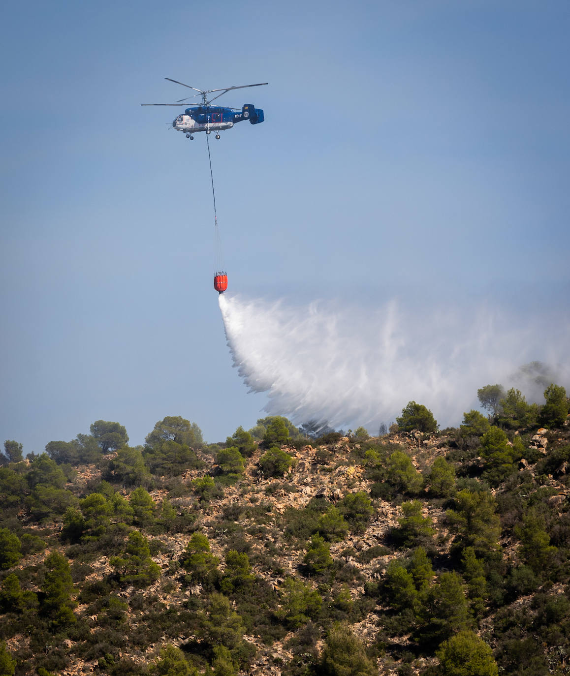 Fotos del incendio junto al monte Picayo, en la Sierra Calderona de Valencia