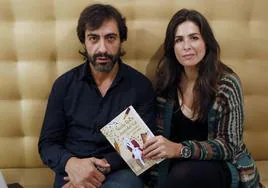 La presentadora valenciana, Nuria Roca, junto a su marido, Juan del Val.