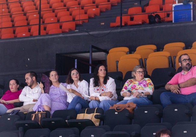 Jurado de las candidatas adultas.