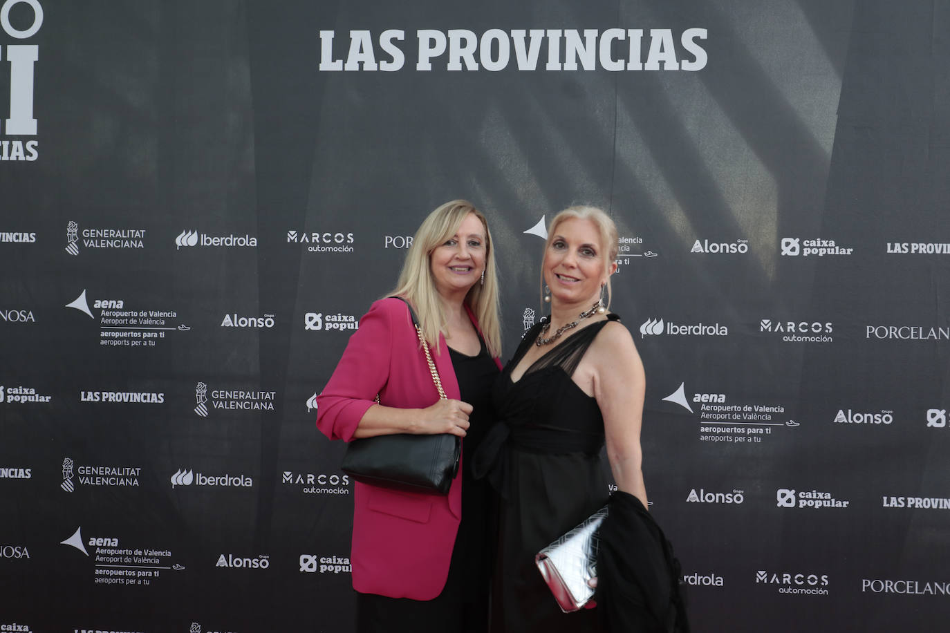 Maribel Hernández de Regalos Publicitarios y Lucila Talens, del Casino de Agricultura.