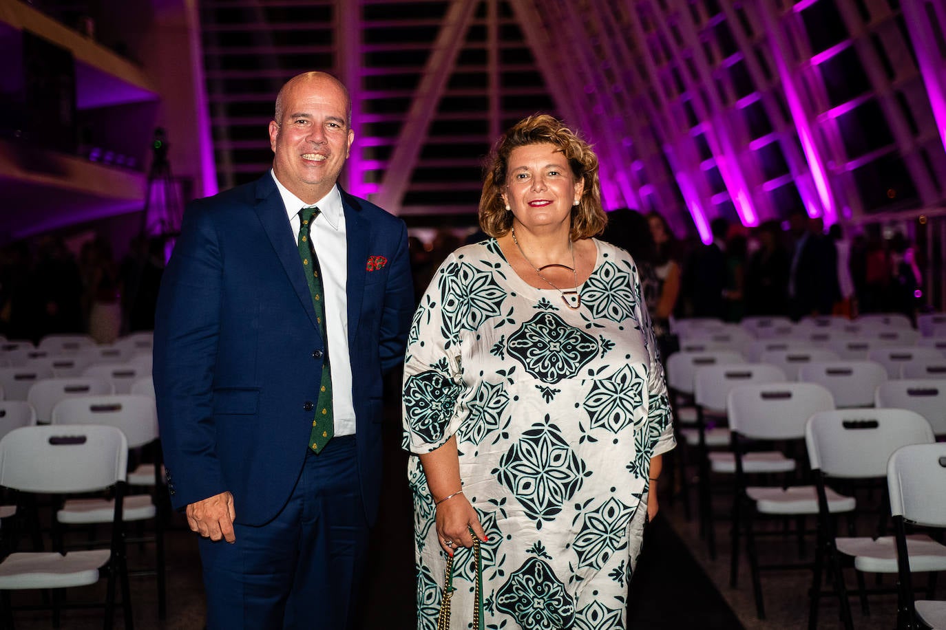 Rosa Sanchidrián, rectora de la Universidad Europea de Valencia, junto a Javier Muñoz de Prat.