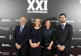 La sociedad valenciana arropa la fiesta de LAS PROVINCIAS
