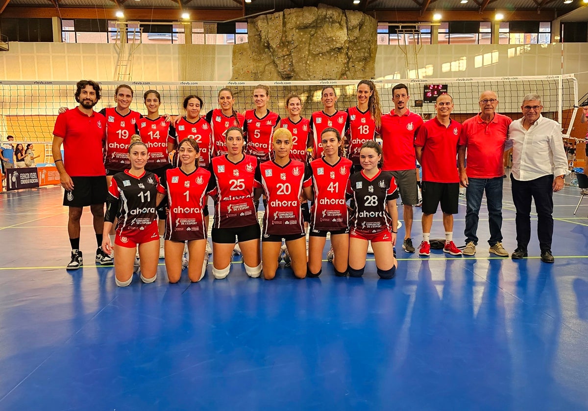 El equipo femenino del Xàtiva Voleibol.