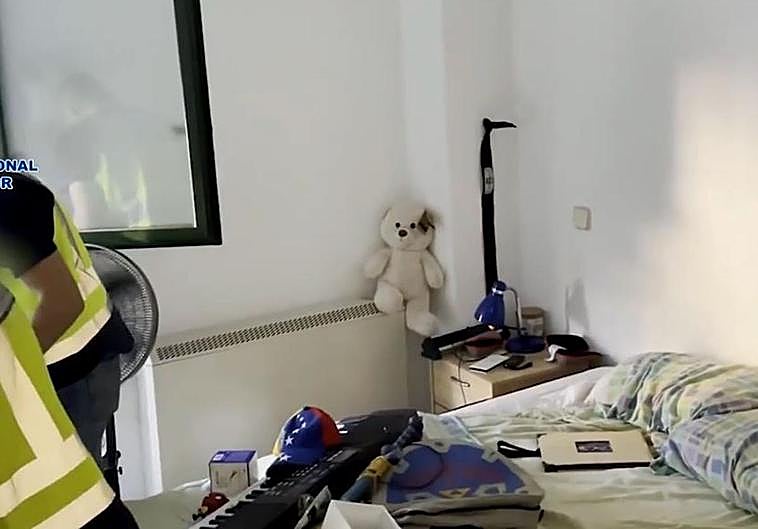 Vivienda en la que vivían los padres de la bebé que sufrió abusos.