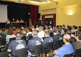 La asamblea general de la Femmicc en la Casa de Cultura.
