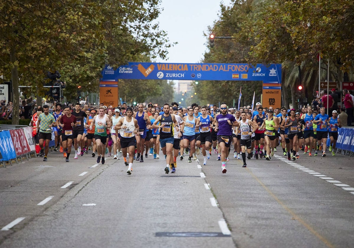 Participantes en la edición del Medio Maratón Valencia Trinidad Alfonso Zúrich de 2022.